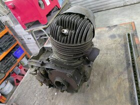 Motor cz 175 502 - 3