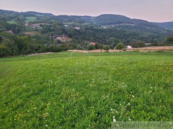 Stavebný pozemok s krásnym výhľadom nad obcou Zubák - 3