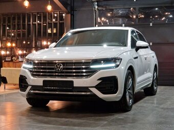 VW TOUAREG  3.0 V6 TDI SCR R-Line 4Motion - 3