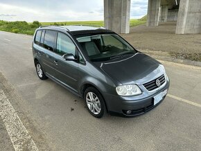 Volkswagen Touran 1.9 TDI DSG - 3