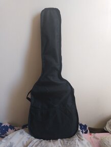 Nová gitara s puzdrom - 3