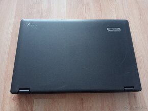 predám Acer extensa 5635 / 3gb ram / 250gb hdd / Windows xp - 3