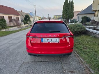 Predám škodu scala 1.0TSI 60K km - 3