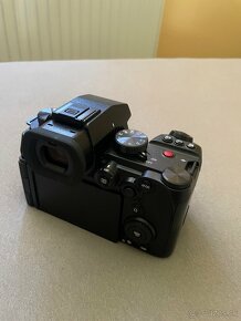 Panasonic Lumix S5II - 3