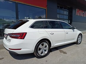 Škoda Superb Combi 2.0 TDI 110kW Ambition - 3