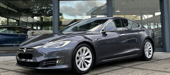 Tesla model S 75D - 3