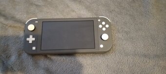 Nintendo switch lite - 3