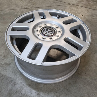 Kvalitné Volkswagen disky 5x100 R16 ET42 - 3