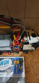 Lego technic 42043 - 3