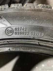 235/45 R18 - 3