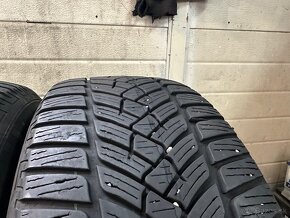 225/55R17 zimne - 3