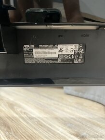 24" ASUS VG248QE - 3