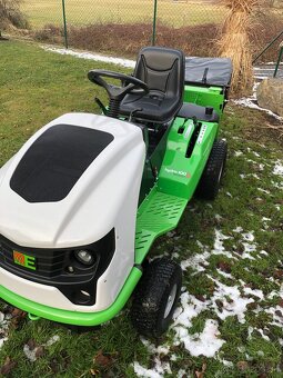 Etesia Zahradní traktor traktůrek sekačka Kawasaki - 3