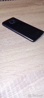 Motorola G6 / 3/32GB TOP stav - 3