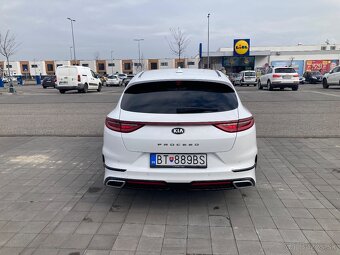 Kia Proceed - 3