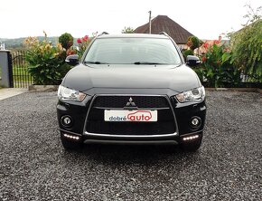 MITSUBISHI OUTLANDER 2.2D-ID 4x4 AUTOMAT 7miest 147tis km - 3