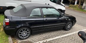 Predam golf 3,5 cabrio 1,9 tdi - 3