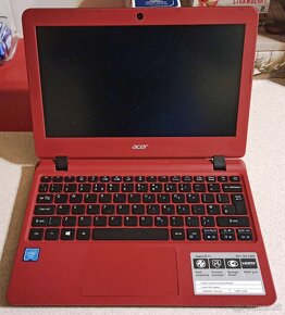 Predám Acer Aspire es1 - 3