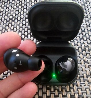 Predám SAMSUNG Galaxy Buds 2 Pro Black - 3