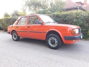 Skoda 120 GLS. - 3