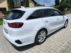 Kia Ceed sw 1.4i LPG 2019 GOLD - 3