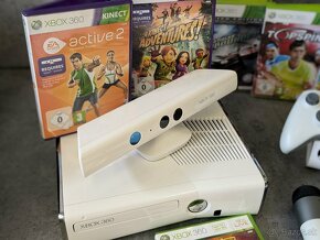 Xbox 360 Slim, HDD, Kinect, ovládač, 2 mikrofóny a hry - 3