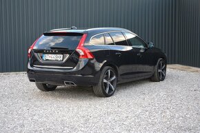 Volvo V60 2.40D AWD TopStav, 4x4, automat, koža - 3