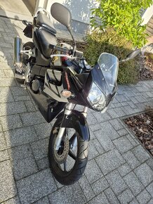 Honda CBR125 R - 3