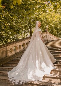 Svadobné šaty Pronovias - 3