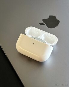 Náhradny Charging Case Apple Airpods Pro - 3