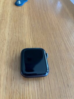 Apple Watch series 5 44mm - 3