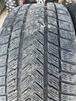 Predám pneumatiky 245/45 r19 zimné - 3