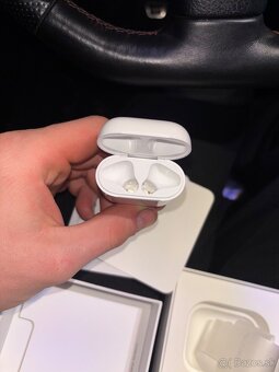 AirPods - 3