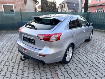 Mitsubishi Lancer 1.8 105kW 2010 85911km TAŽNÉ 1.majitel - 3