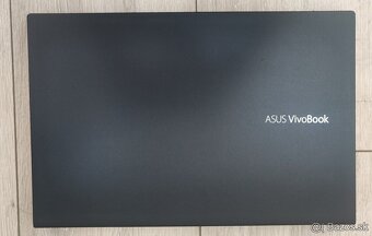 Asus VivoBook 14" - 3