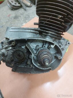 Jawa 250 559 motor - 3