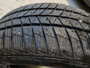 Predam zimne pneu 205/55r16 barum - 3