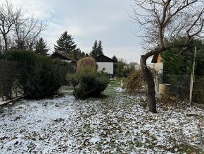 Chatka s pozemkom na predaj : - 3