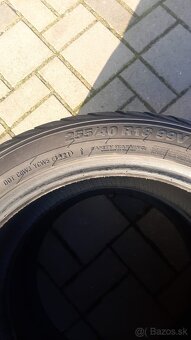 Kumho Wintercraft WP71 255/40 R18 99V - 3