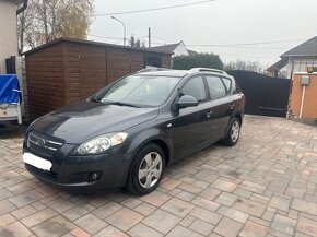 Predám Kia Ceed SW 1.4benzín 130 000km - 3