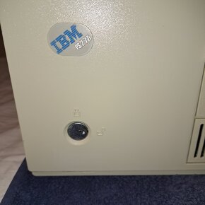 stary pocitac IBM PS/2 486DX 33mhz - 3