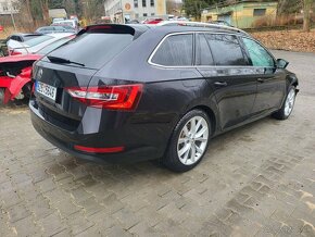 ŠKODA SUPERB COMBI 2.0 TDI STYLE DSG BEZ ADBLUE - 3