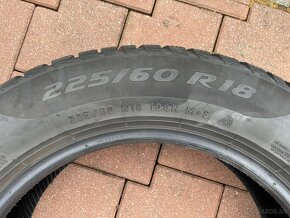 PIRELLI Zimné pneumatiky 225/60 R18 - 3