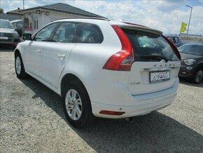 VOLVO XC60 2,0D3 100kw Momentum 2014 - 3