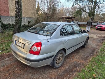 Hyundai Elantra 1.6 - 3