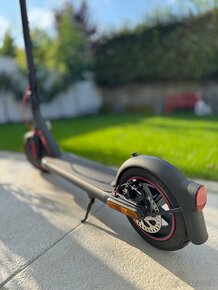 Xiaomi Electric Scooter 4 Pro - 3