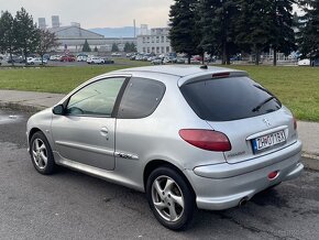 Peugeot 206 - 3