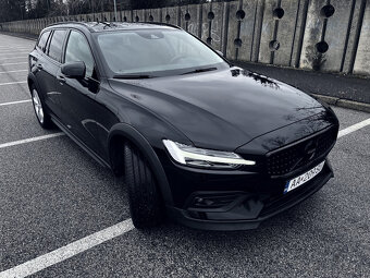 Volvo V60 CC CROSS COUNTRY PRO D4 AWD A/T 2.0l 140KW - 3