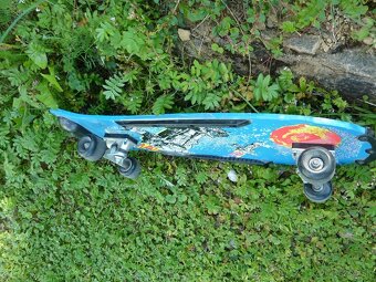 Predám zánovný skateboard.Lacno. - 3