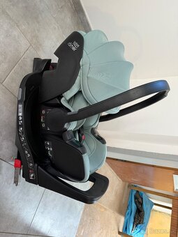 Britax Romer Baby Safe 5Z2 - 3